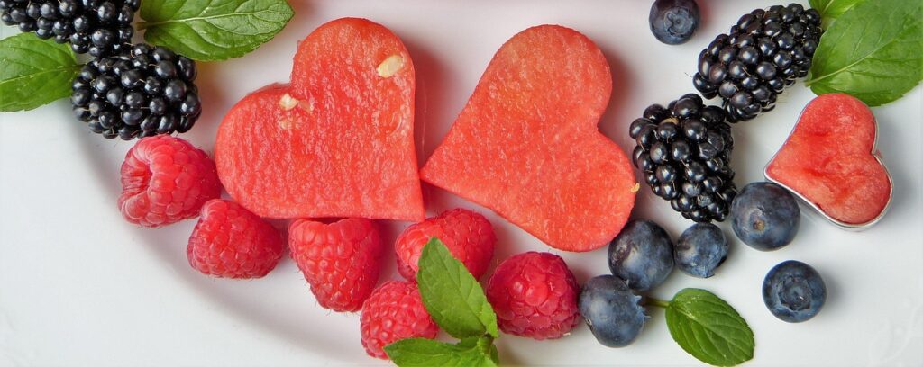 watermelon, berry, fruit, heart, blueberries, blackberries, nature, raspberries, fresh, ripe, organic, vitamins, detoxify, diet, healthy, dessert, summer, food, cookie cutter, vegetarian, fructose